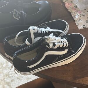 Vans Classic Black and White Low-Tops
